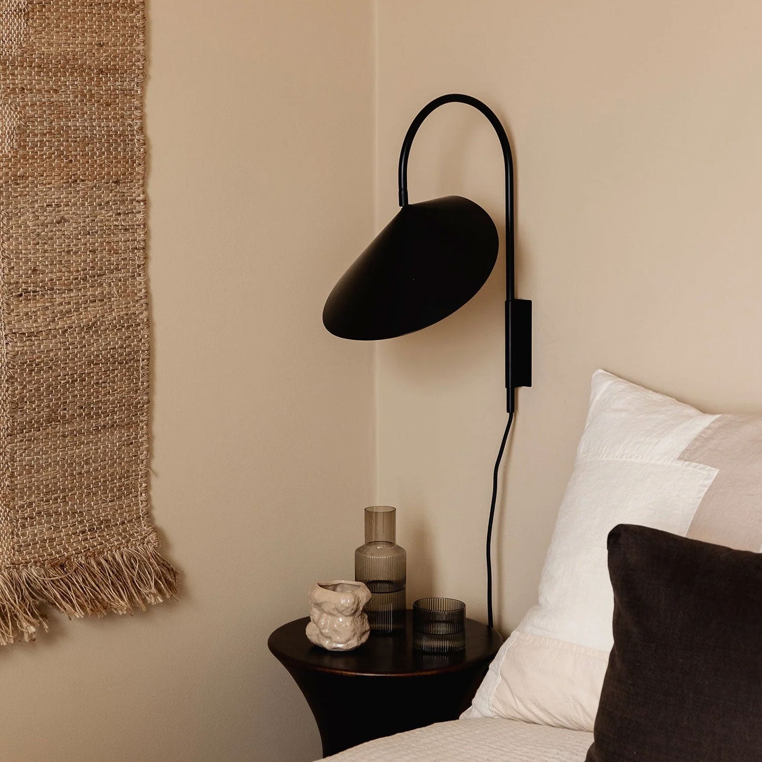 Picture of The Bedroom Glow Guide: Creating Atmosphere with Minimalist-Style Wall ...