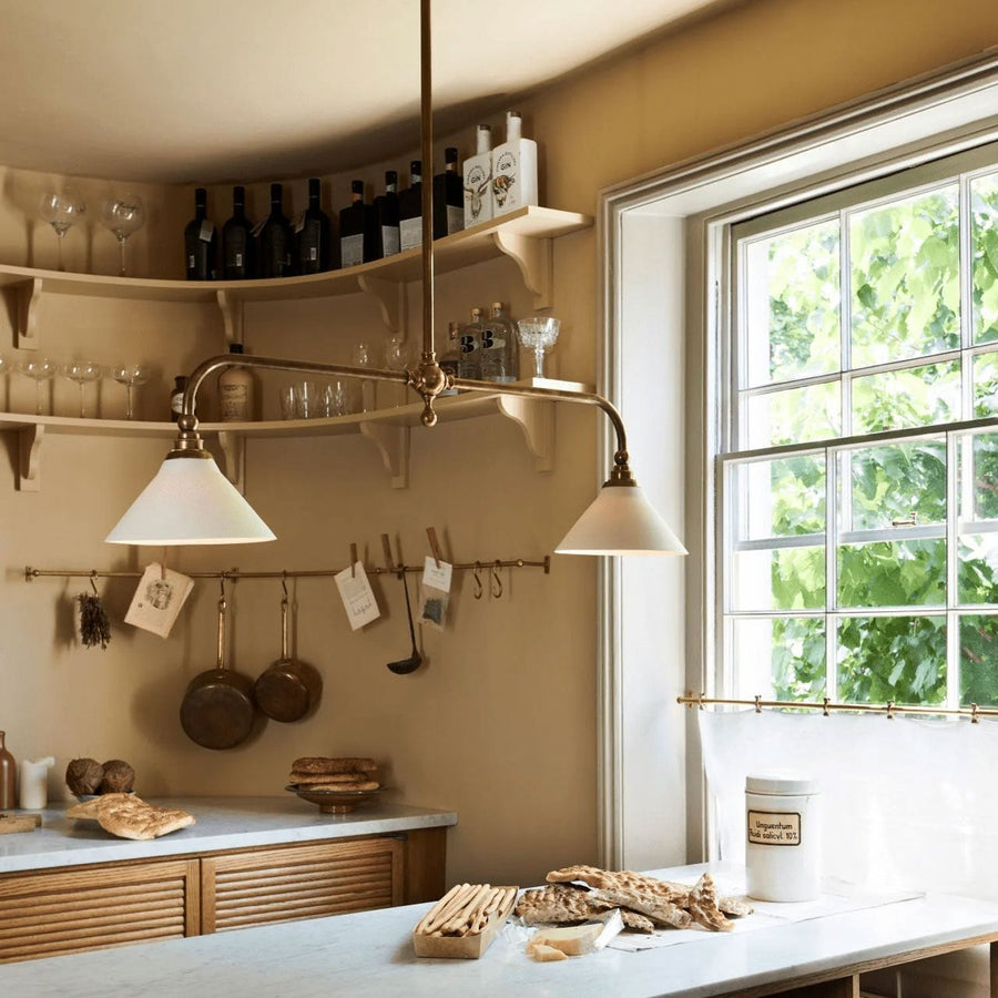 More Than a Finish: The Emotional and Aesthetic Value of Brass in Home Interiors - Vakkerlight