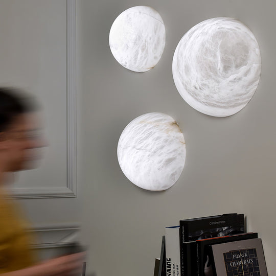 Das Alabastergefühl von Luxus, verborgen in Licht und Schatten: Entdecken Sie das perfekte Stück, um Ihr Zuhause zu erhellen