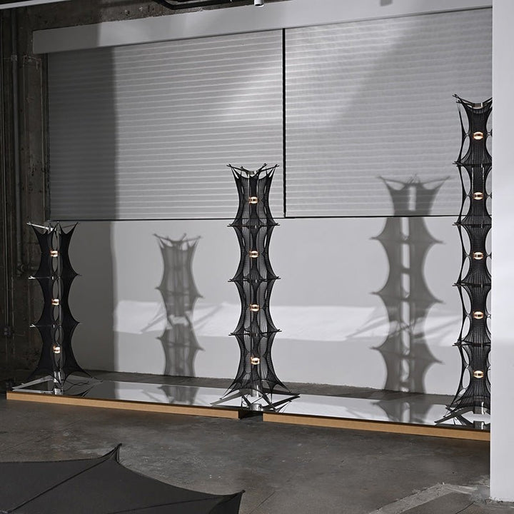 Noir Mesh Tower Floor Lamp - Vakkerlight