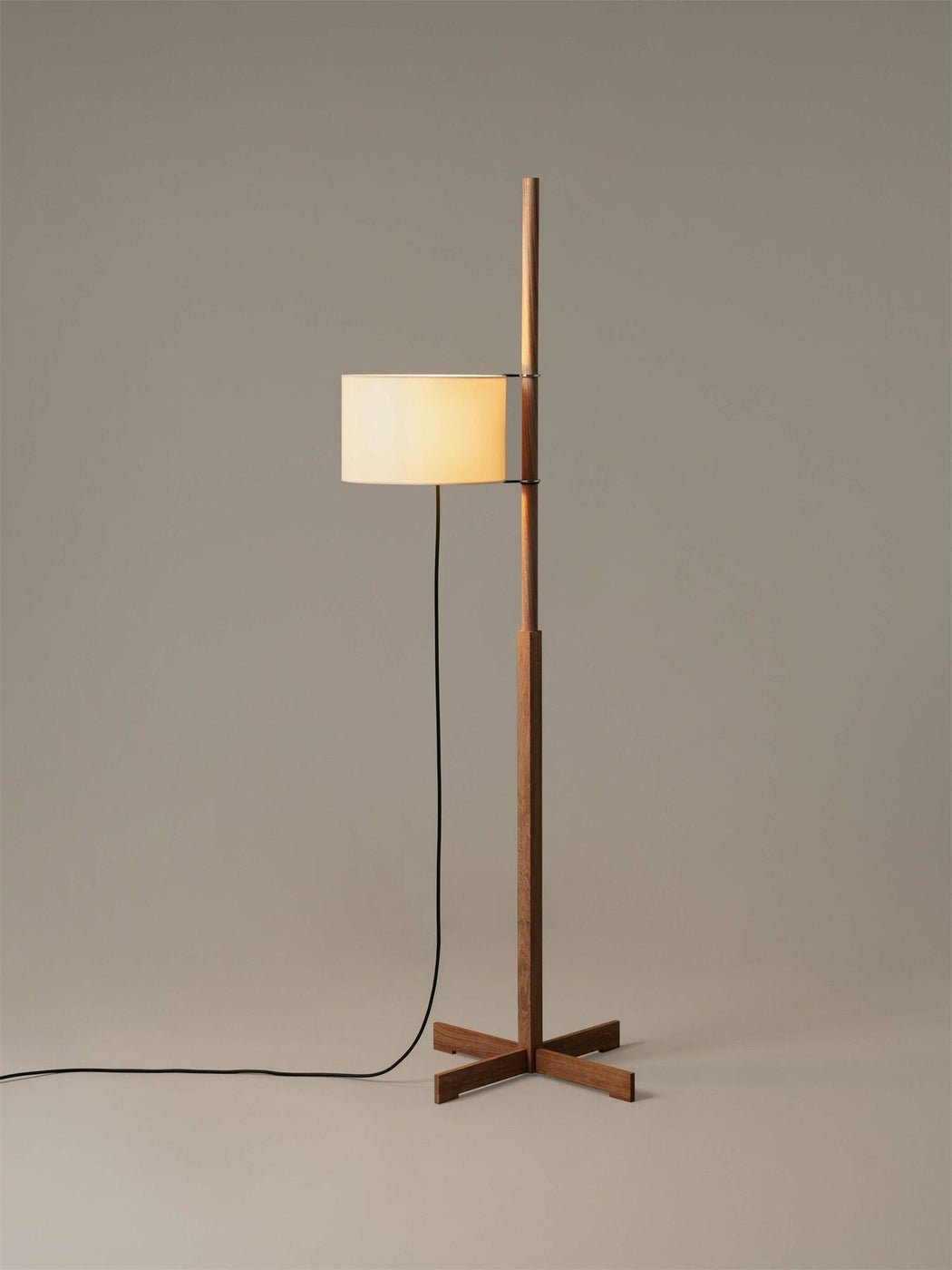 Wood Tmm Floor Lamp - Vakkerlight