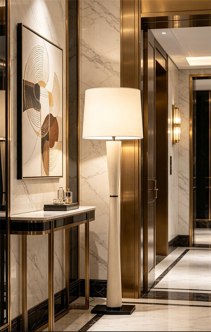 Luxe Leather Floor Lamp - Vakkerlight