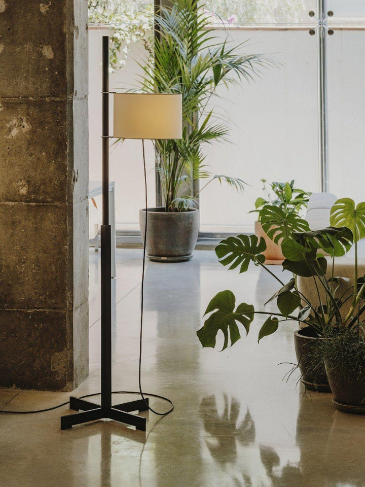Wood Tmm Floor Lamp - Vakkerlight