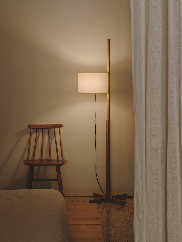 Wood Tmm Floor Lamp - Vakkerlight