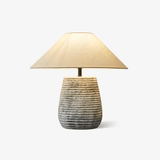 Lampe de table en céramique nervurée Callisto