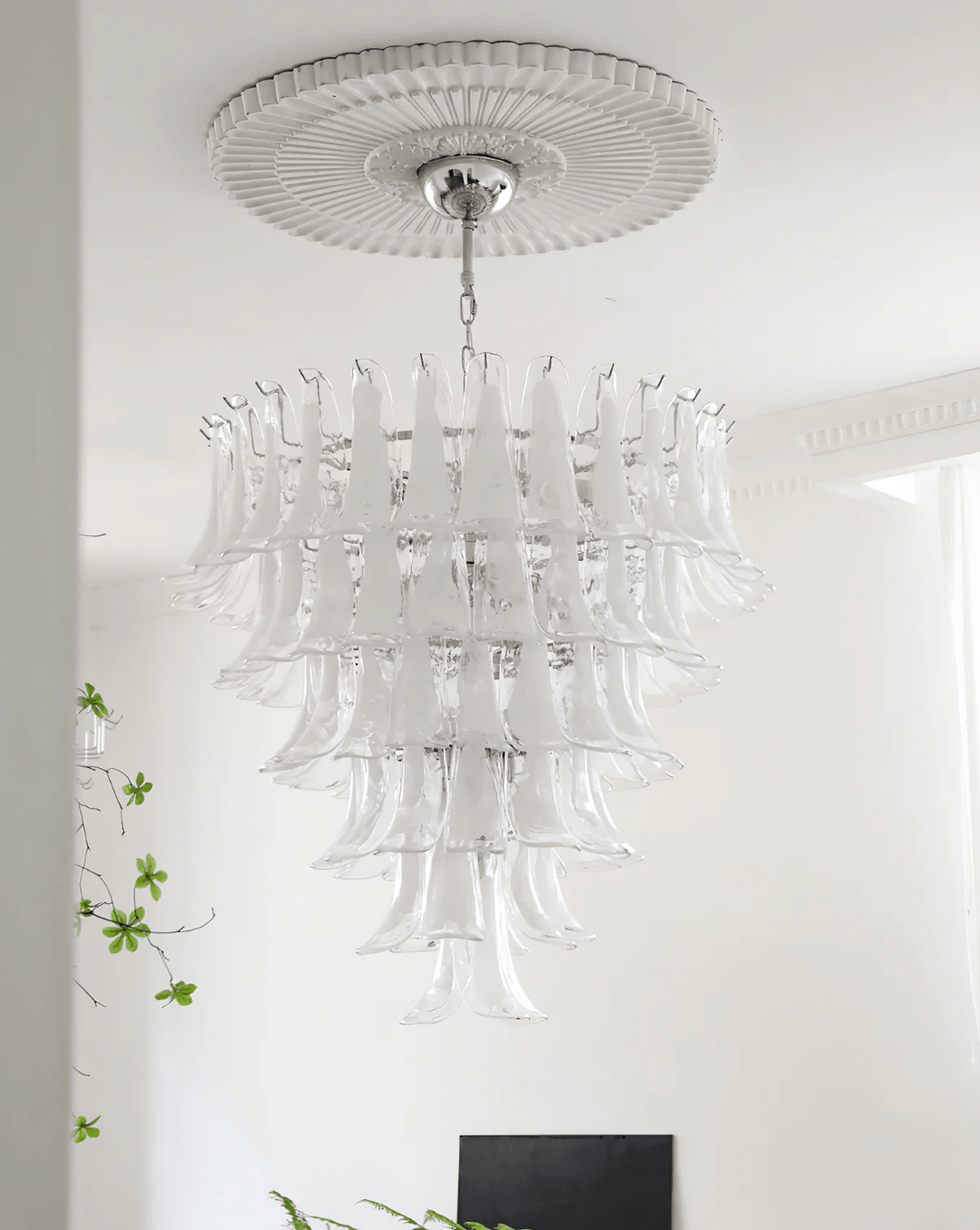 Murano Glass Petals Chandelier - Vakkerlight