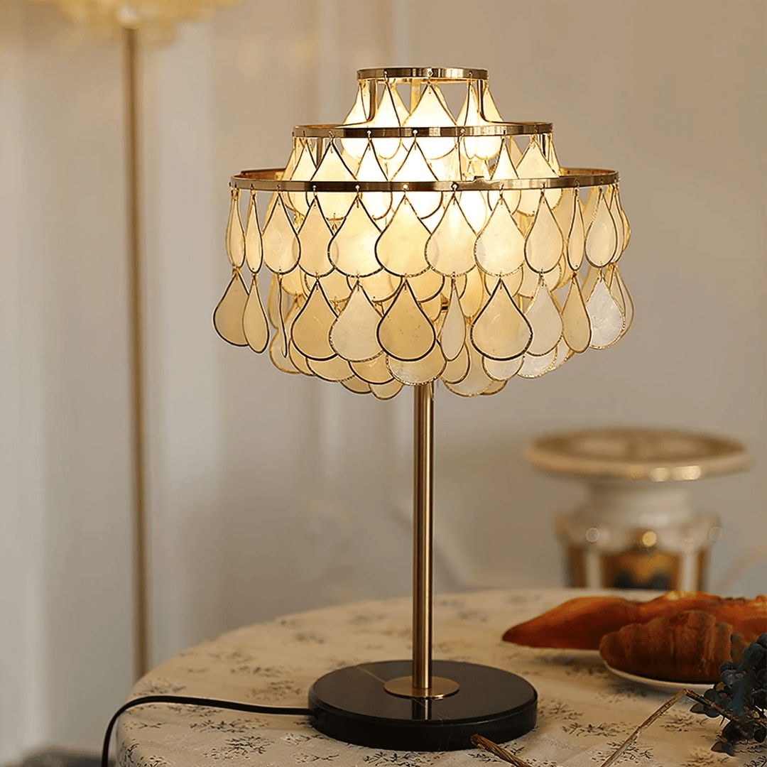 Teardrops Shell Table Lamp - Vakkerlight