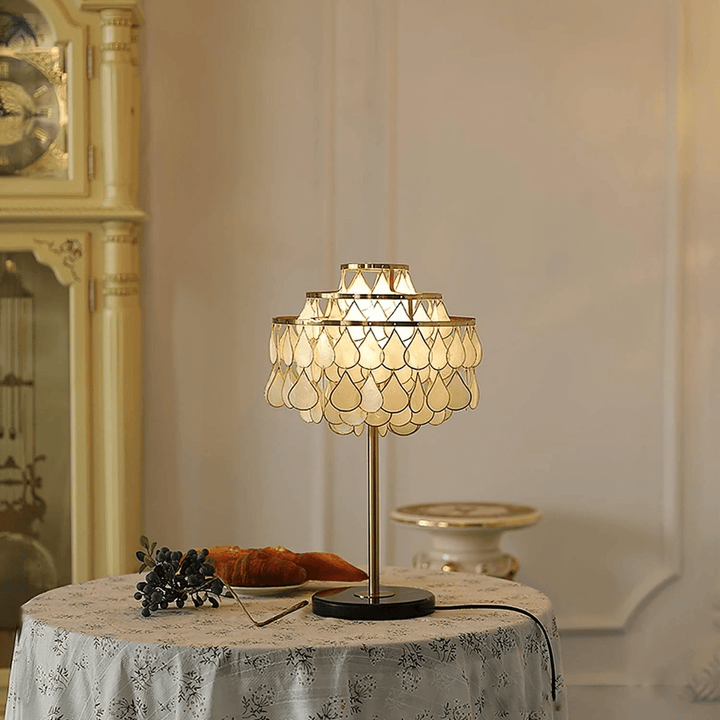 Teardrops Shell Table Lamp - Vakkerlight