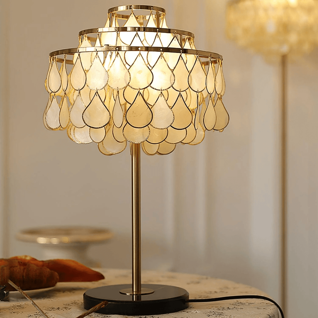 Teardrops Shell Table Lamp - Vakkerlight