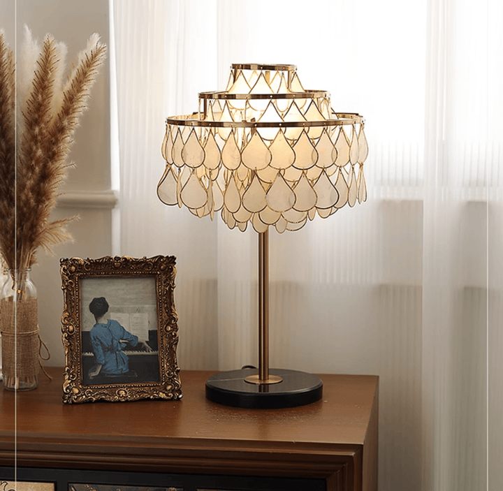 Teardrops Shell Table Lamp - Vakkerlight