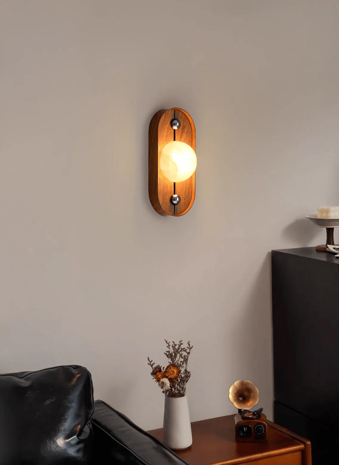 Koyan Alabaster Wall Lamp - Vakkerlight