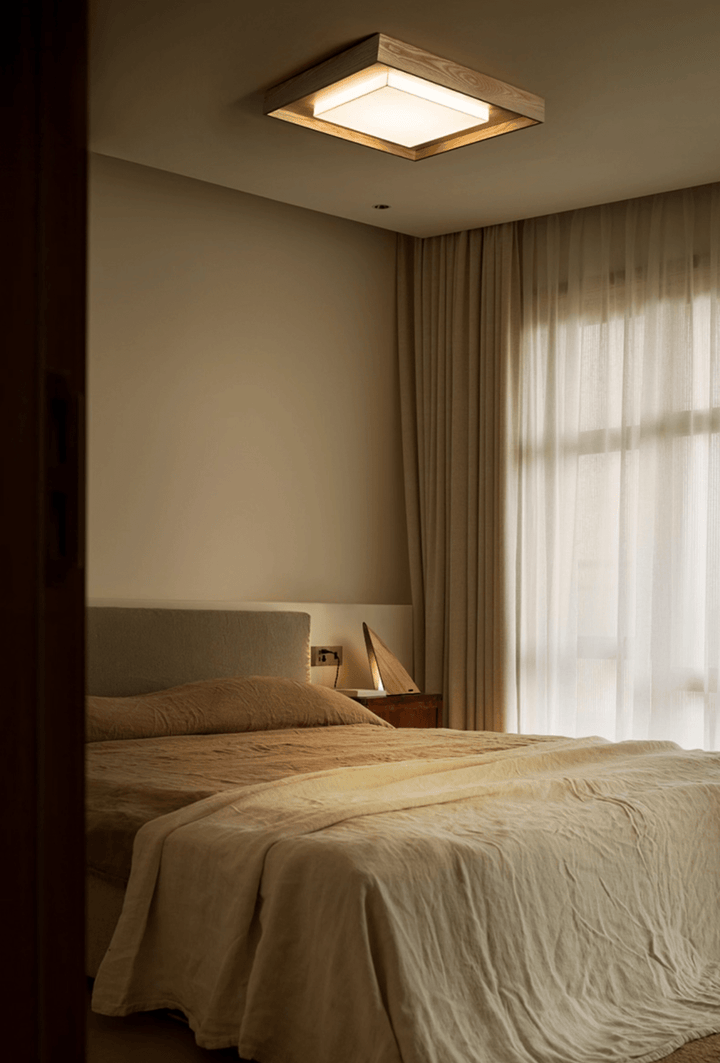 Kurin Wood Frame Ceiling Light - Vakkerlight