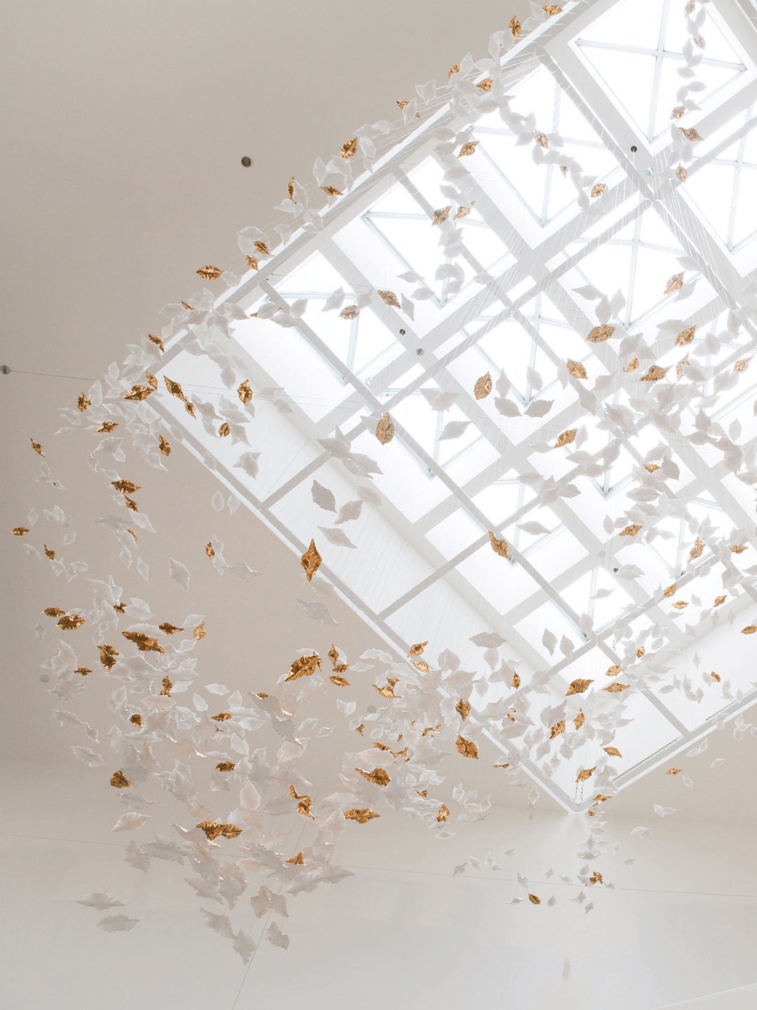 Leaf Twisted Sculptural Customize Chandelier - Vakkerlight