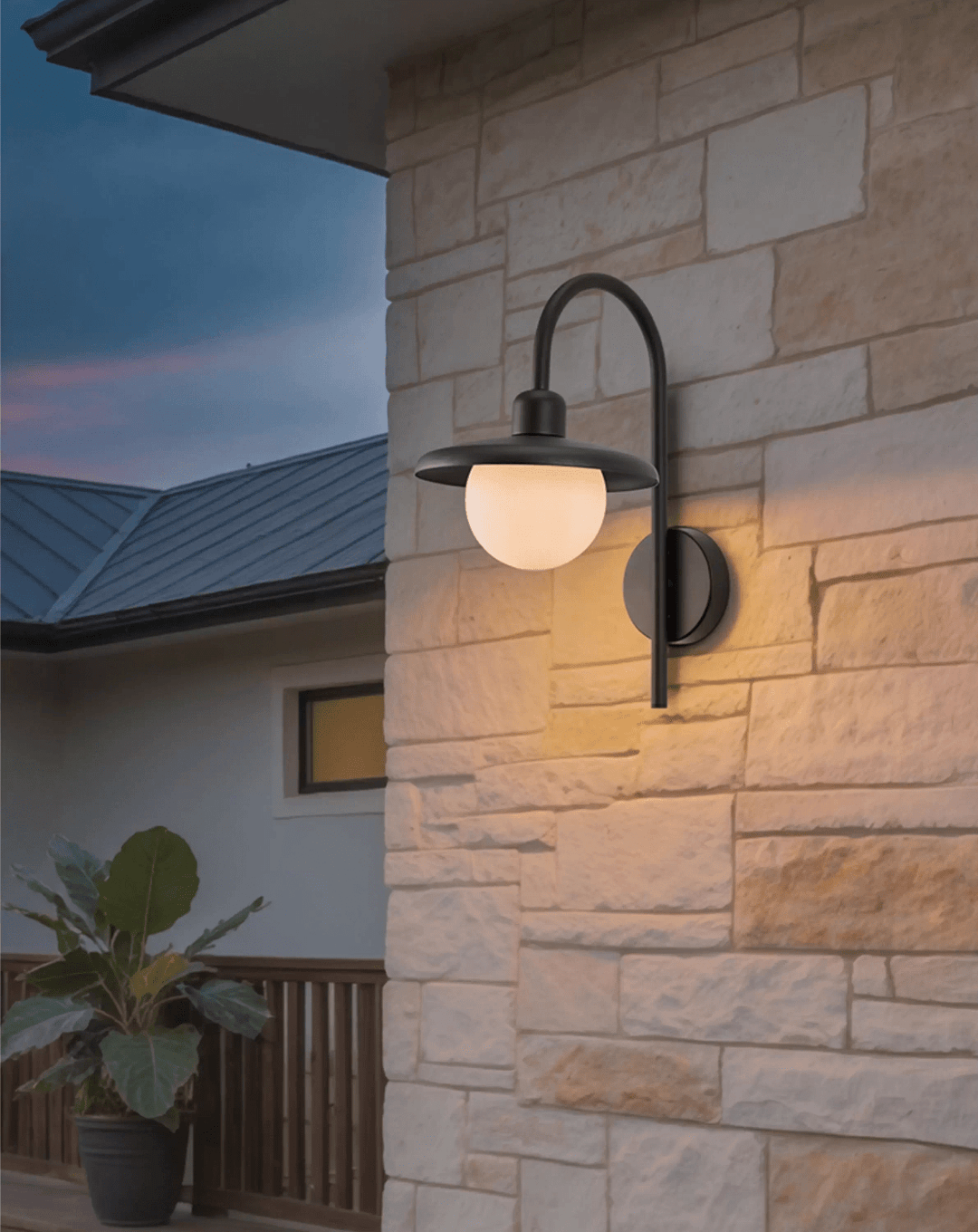 Luminara Outdoor Wall Light - Vakkerlight