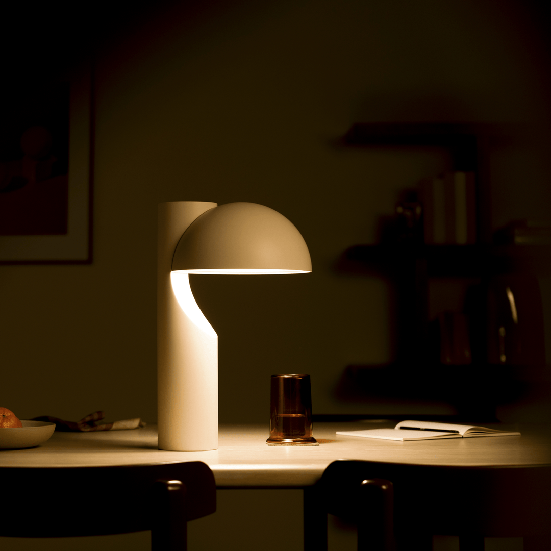 Minimalist Arc Dome Table Lamp - Vakkerlight