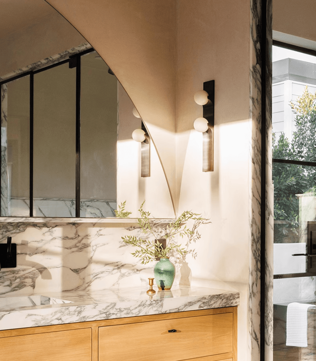 Geo Lumen Bar Wall Sconce - Vakkerlight