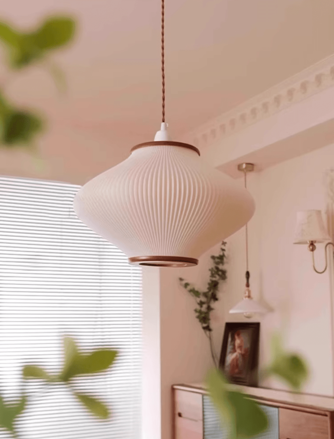 Olivra Pendant Lamp - Vakkerlight