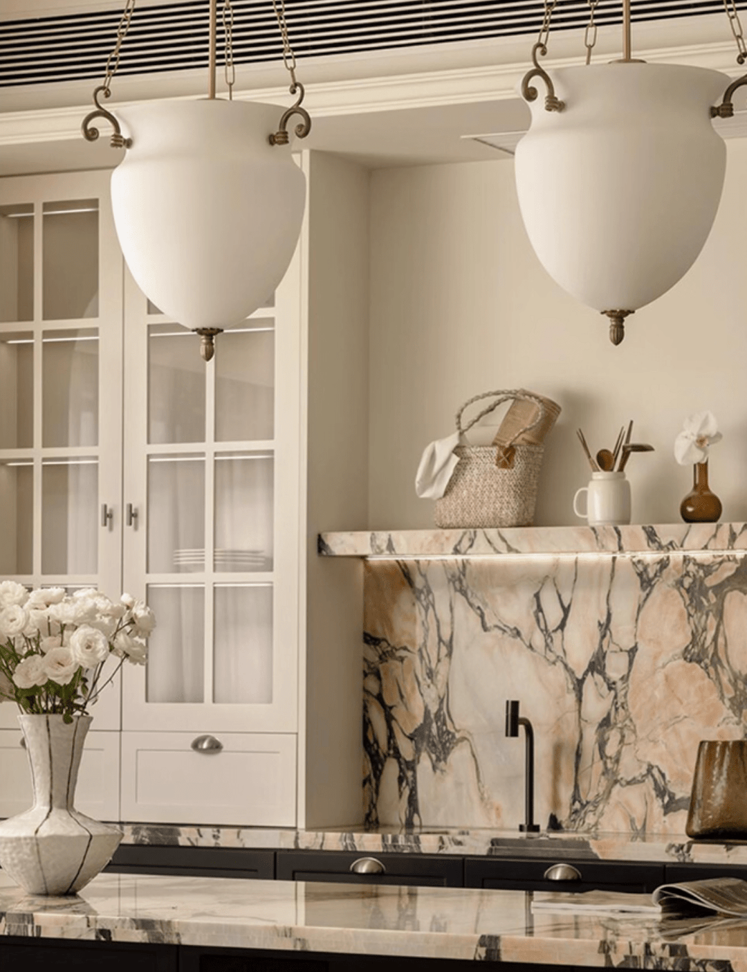 Regents Chain Lantern Chandelier - Vakkerlight