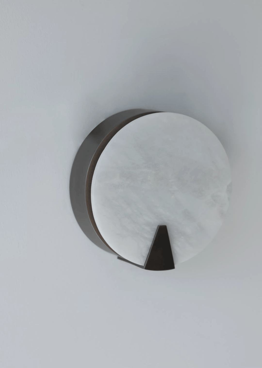 Solaris Halo Alabaster Wall Light - Vakkerlight