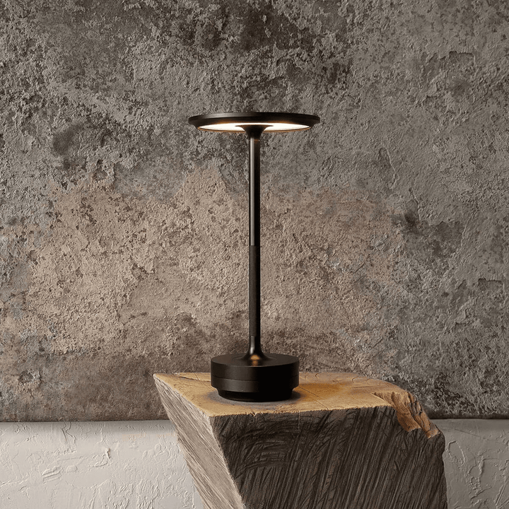 Lorin Rechargeable Table Lamp - Vakkerlight