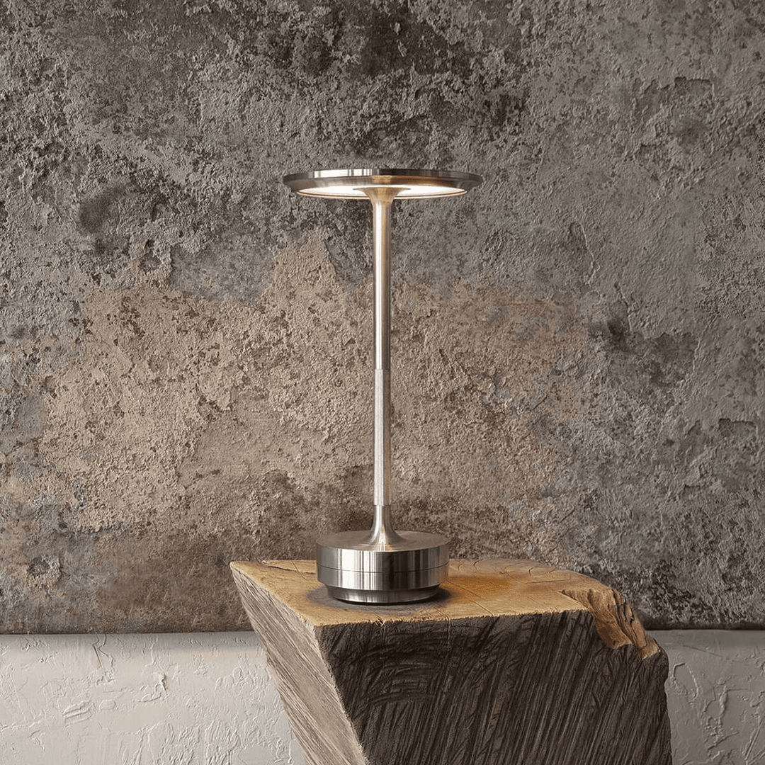 Lorin Rechargeable Table Lamp - Vakkerlight