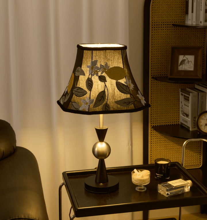 Elowen Bloom Table Lamp - Vakkerlight