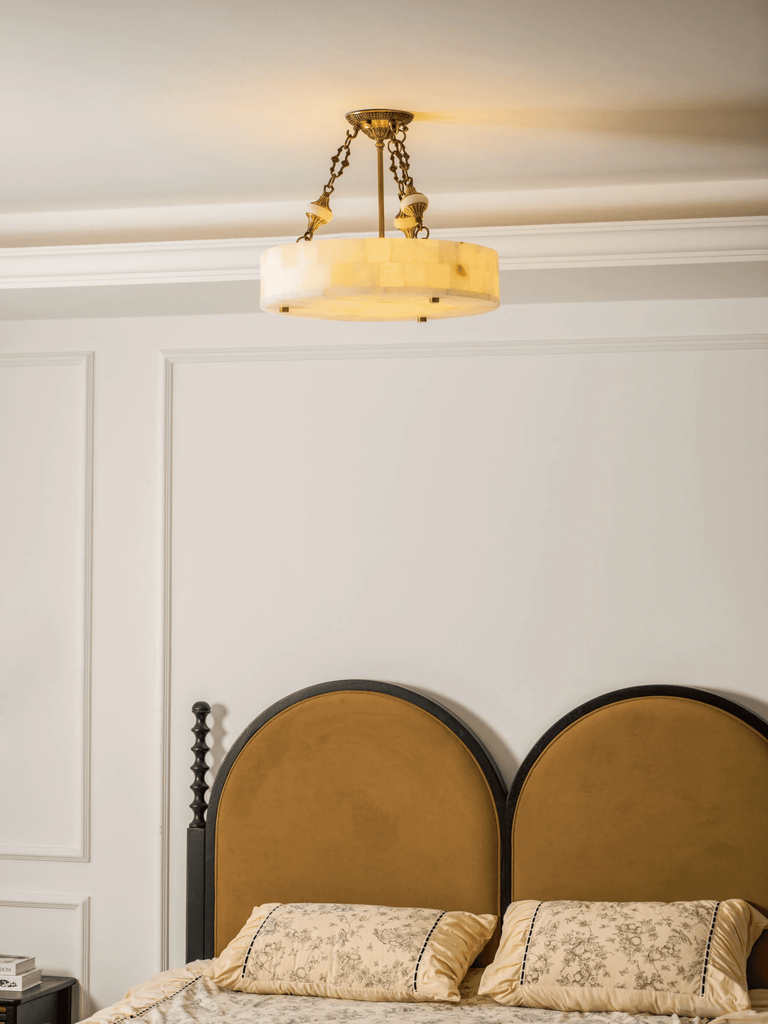 Lumisora Alabaster Ceiling Lamp - Vakkerlight