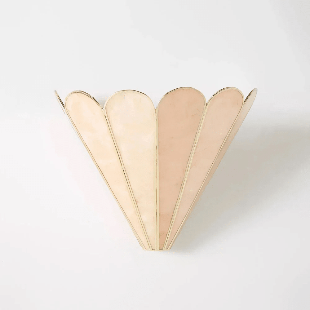 Mica Shell Petal Wall Lamp - Vakkerlight