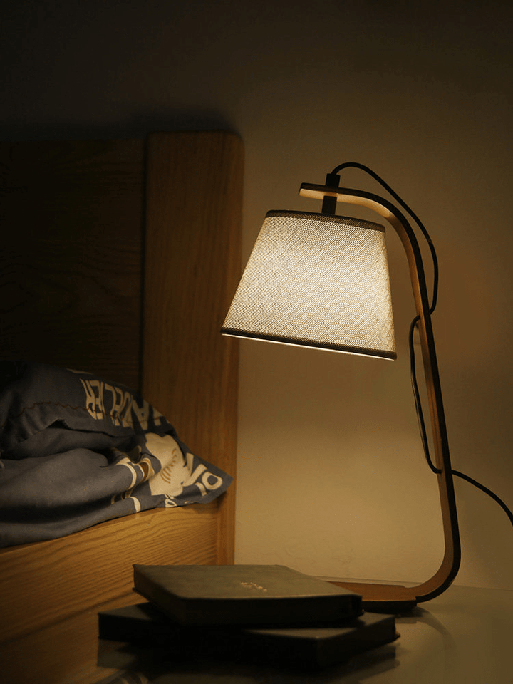 Lurien Table Lamp - Vakkerlight