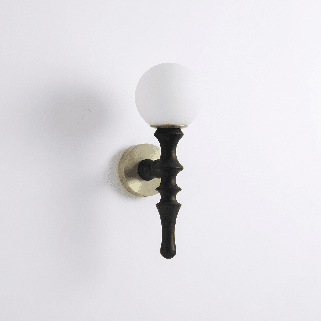 Thalor Wood Globe Wall Lamp - Vakkerlight