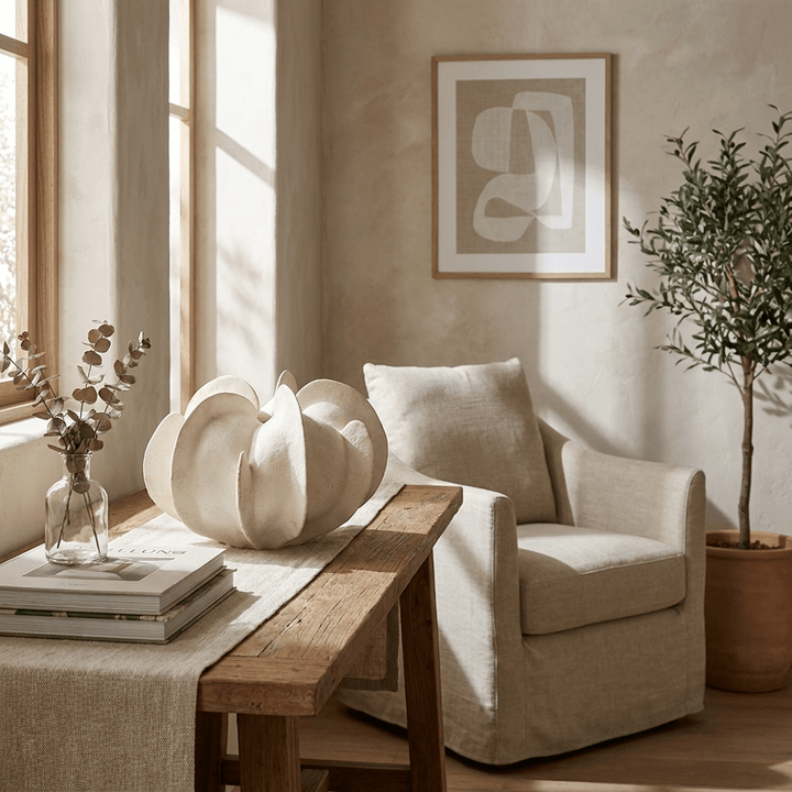 Magnolia Bloom Ceramic Sculpture Vase - Vakkerlight