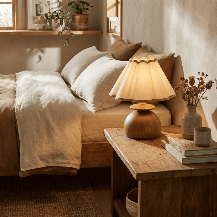 Bloom Wooden Table Lamp - Vakkerlight