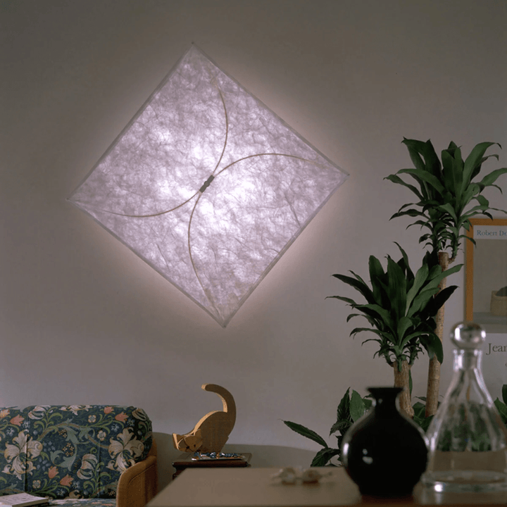 Kite Shaped Paper Wall Lamp - Vakkerlight