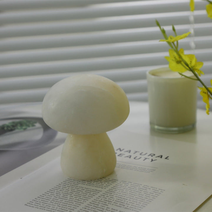 Alabaster Mushroom Table Lamp - Vakkerlight