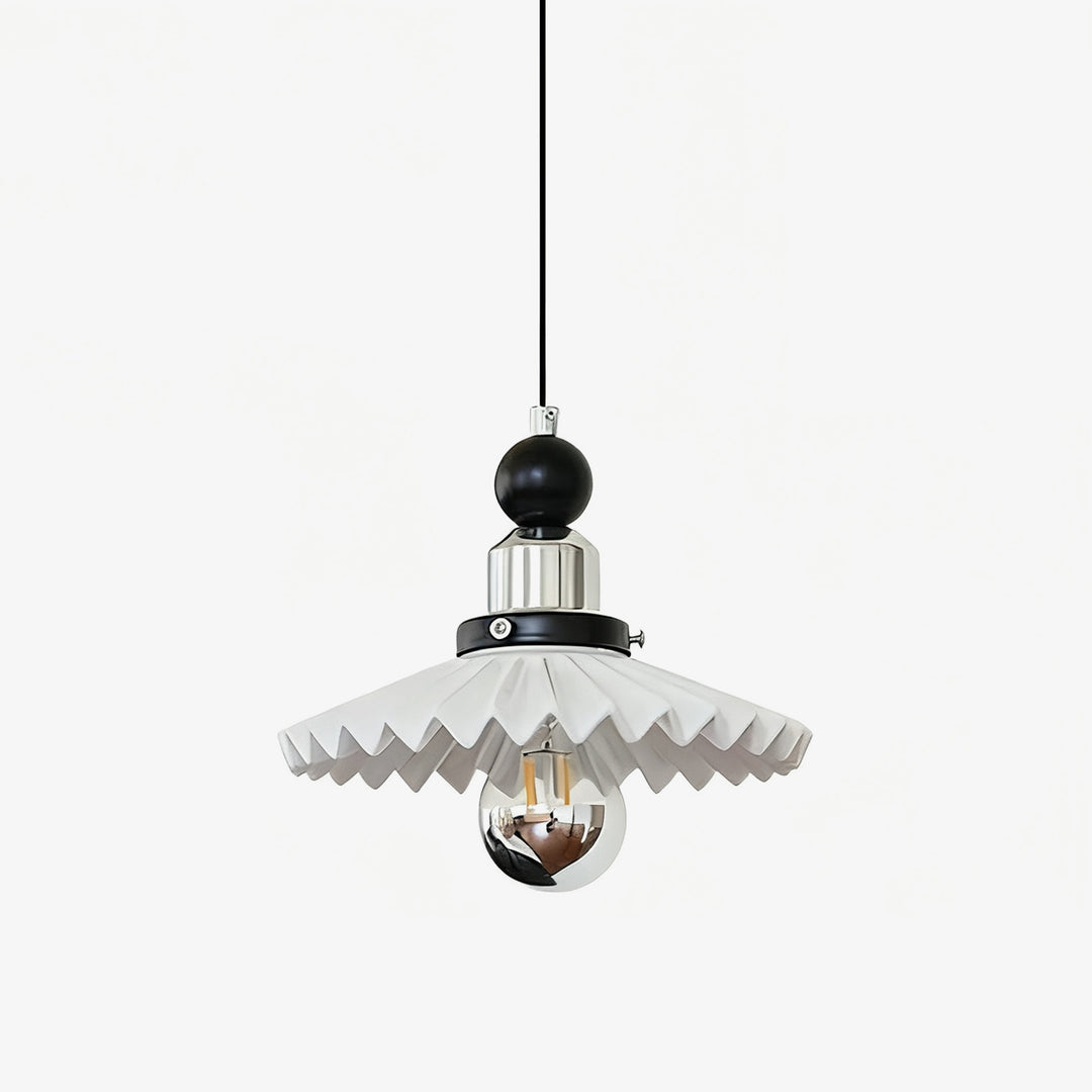 Pleated Petal Pendant Lamp - Vakkerlight