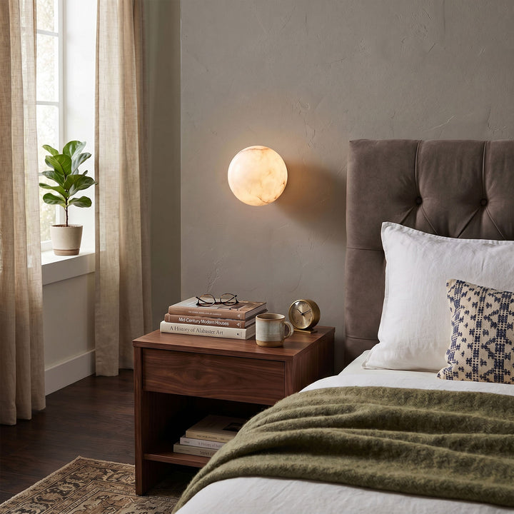 Alabaster Mini Orb Wall Lamp - Vakkerlight