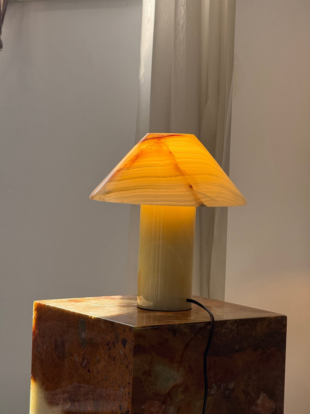 Marbelle Onyx Table Lamp - Vakkerlight