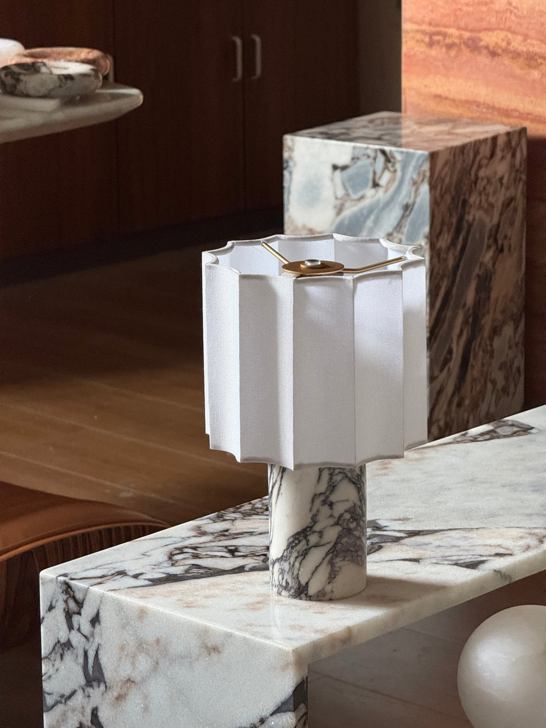 Orbis Veil Table Lamp - Vakkerlight