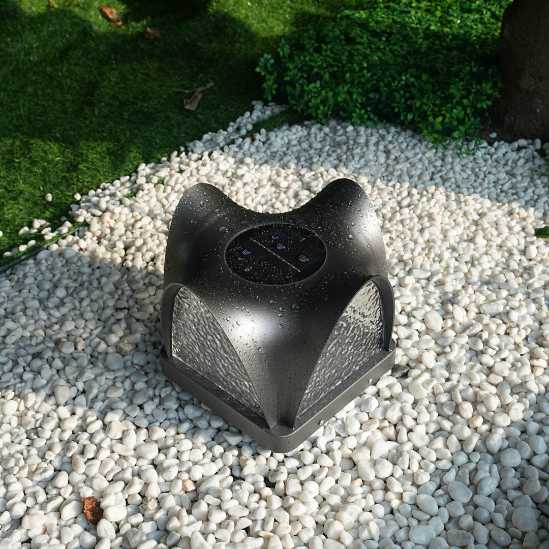 Sculptform Solar Outdoor Light - Vakkerlight