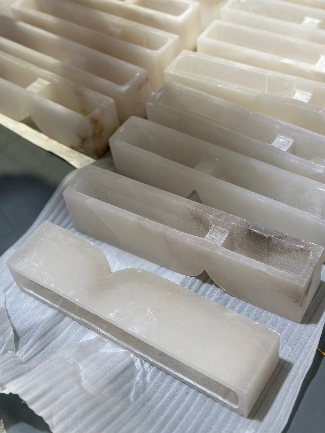 Alabaster Essence Wall Sconce - Vakkerlight