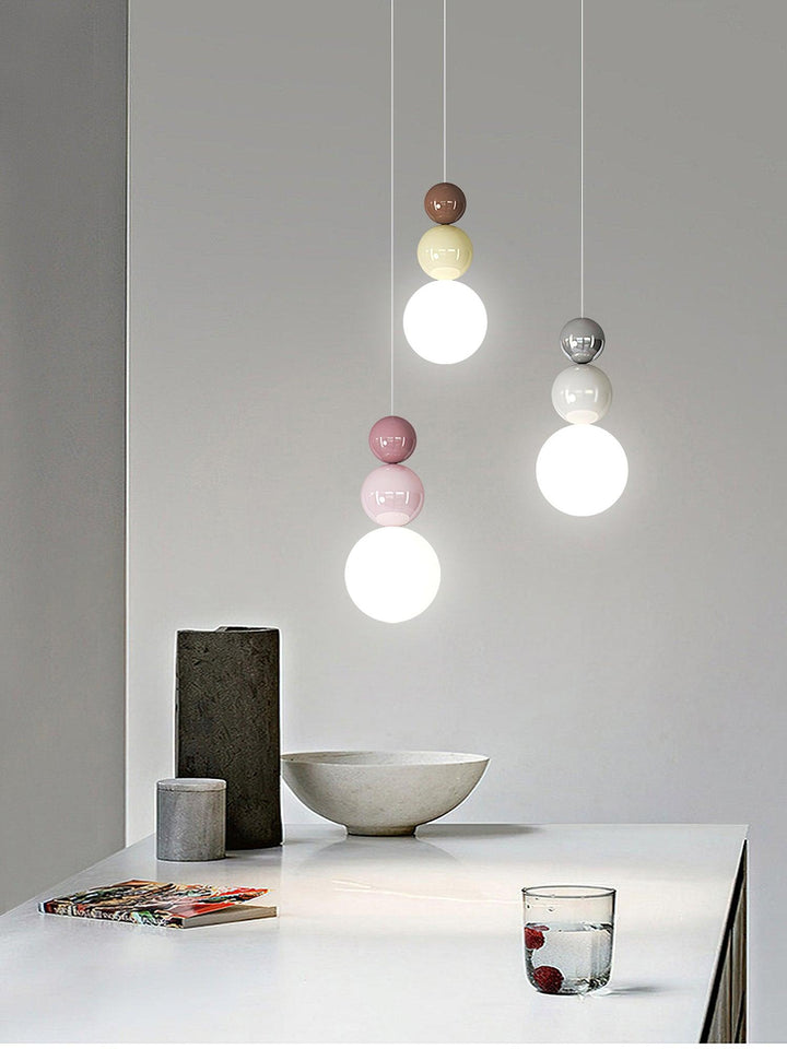 Acrylic Three Ball Pendant Lamp - Vakkerlight