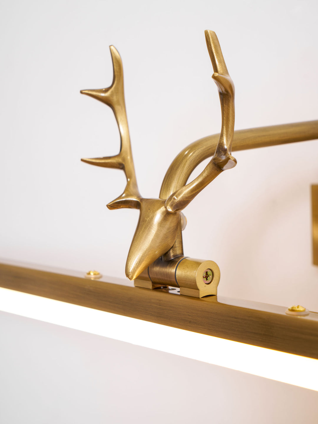 Adelaide Antler Wall Lamp - Vakkerlight