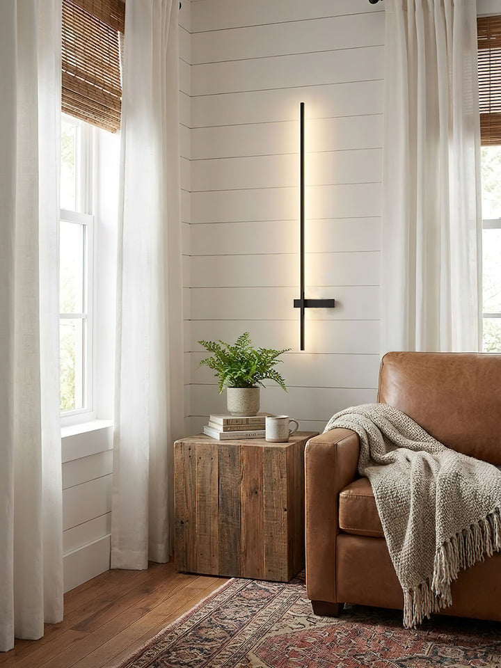 Adeline Linear Sconce - Vakkerlight