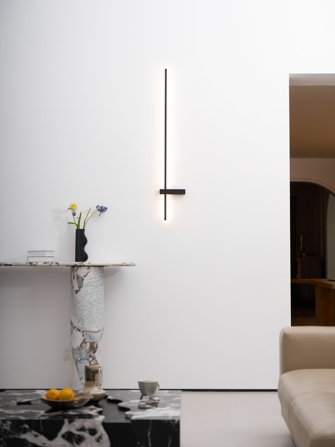 Adeline Linear Sconce - Vakkerlight