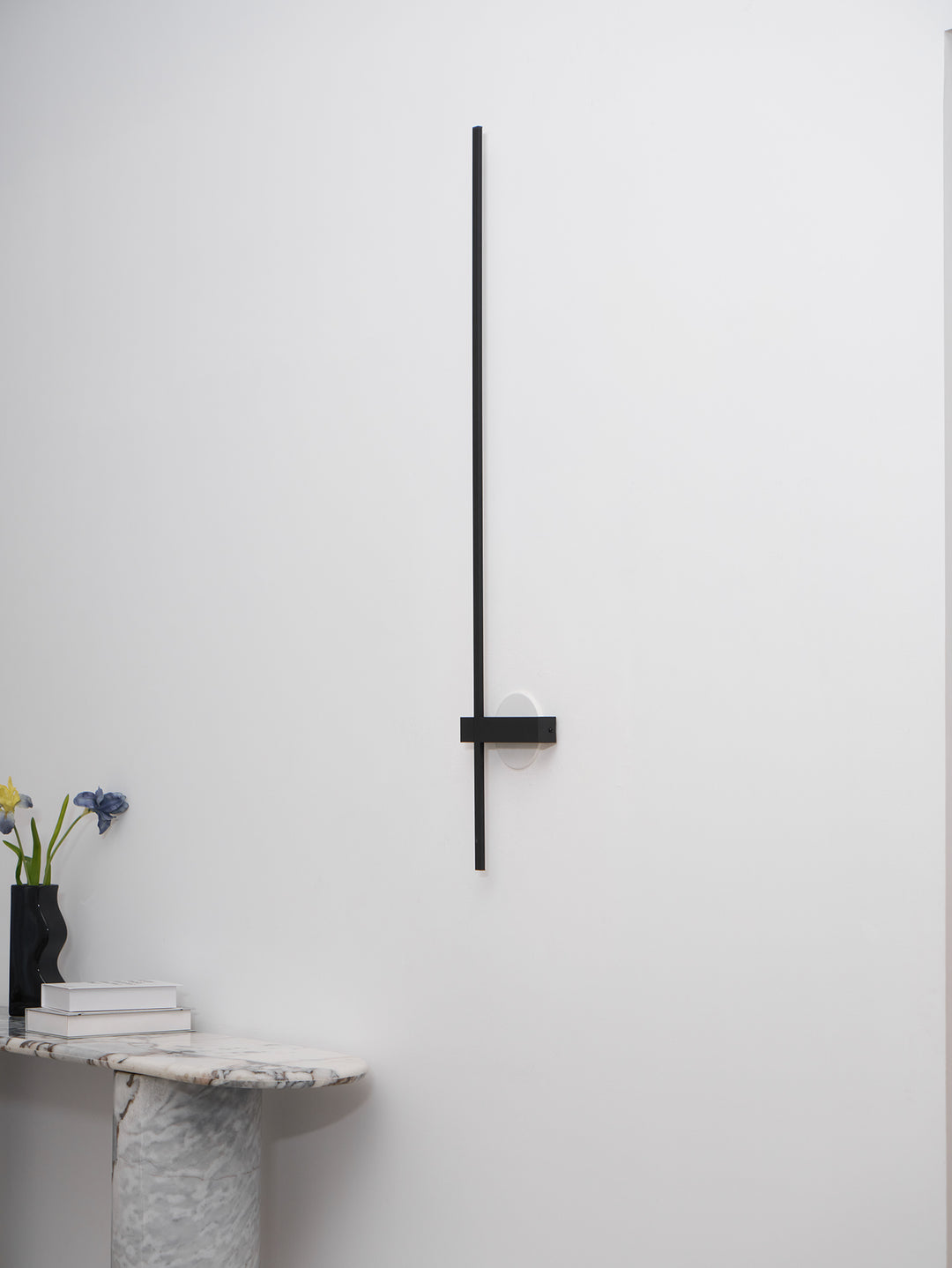 Adeline Linear Sconce - Vakkerlight