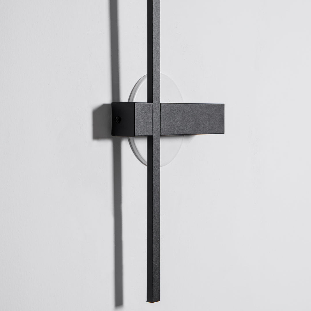 Adeline Linear Sconce - Vakkerlight