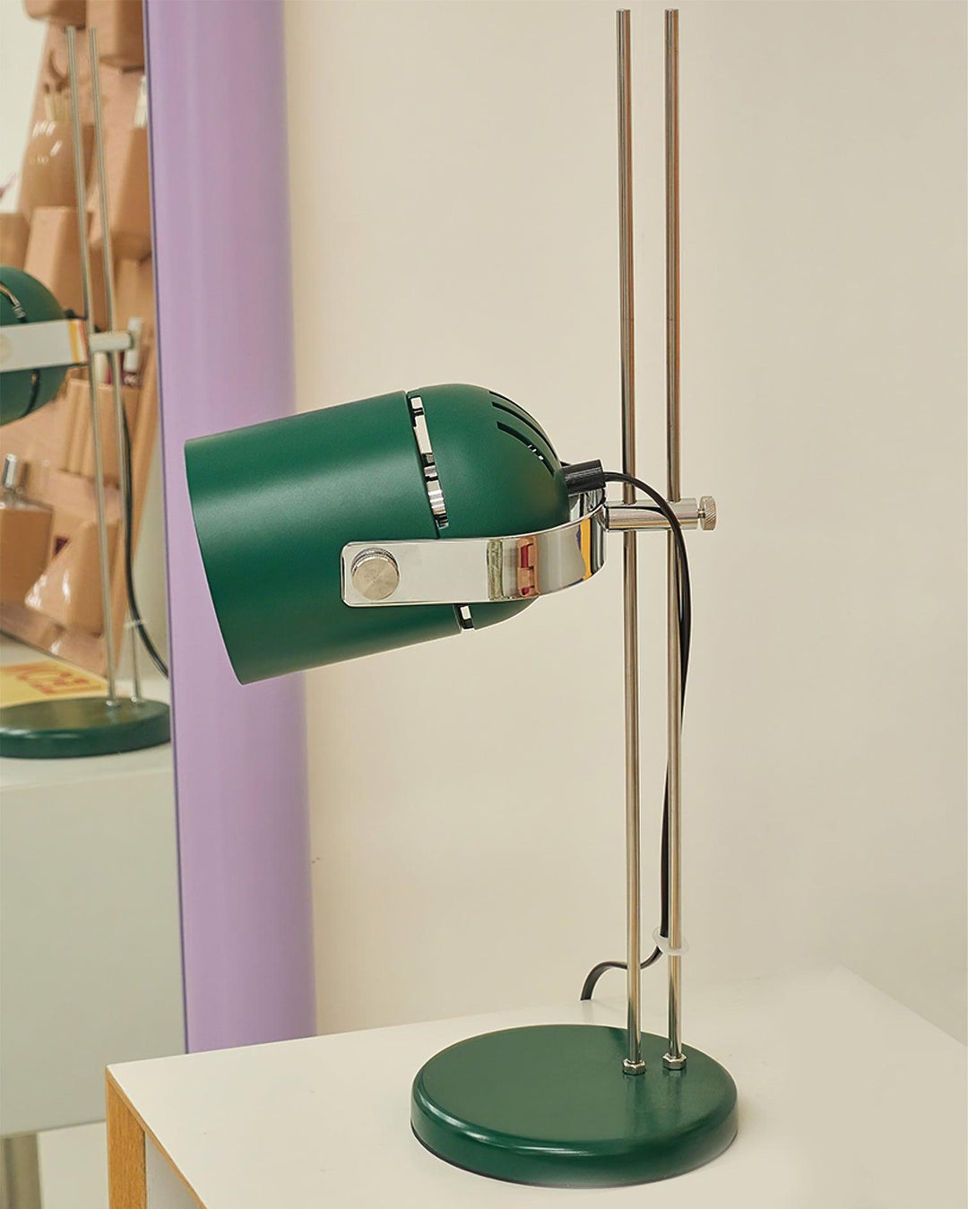 Adjusta Liftable Desk Lamp - Vakkerlight