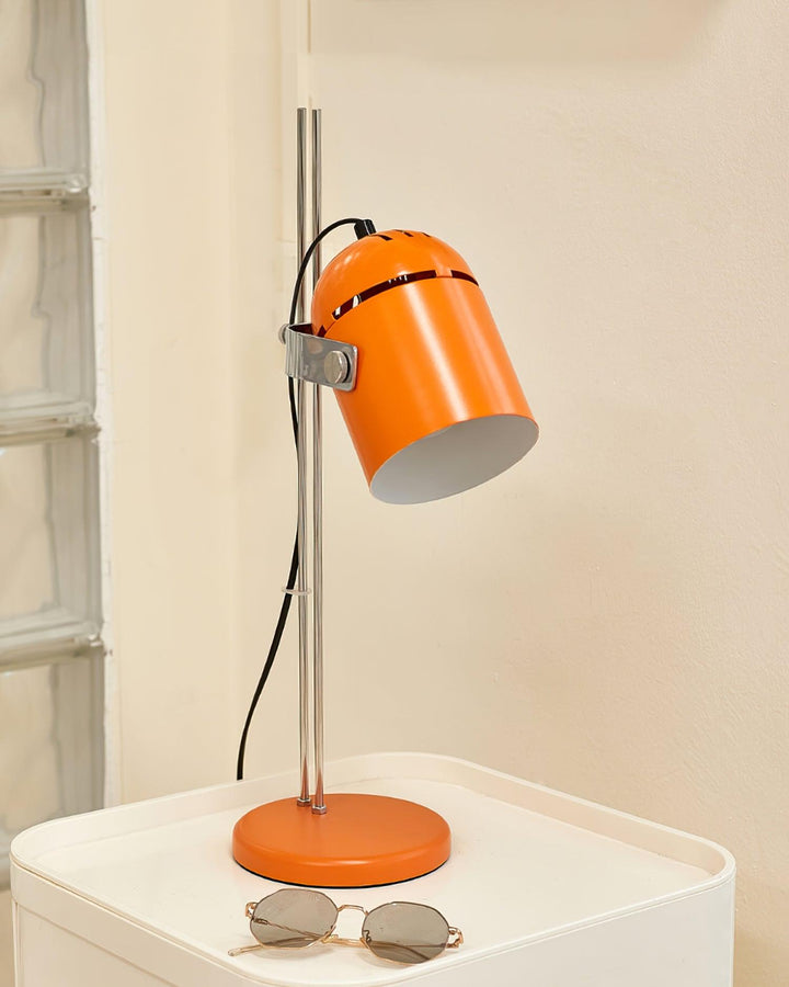 Adjusta Liftable Desk Lamp - Vakkerlight