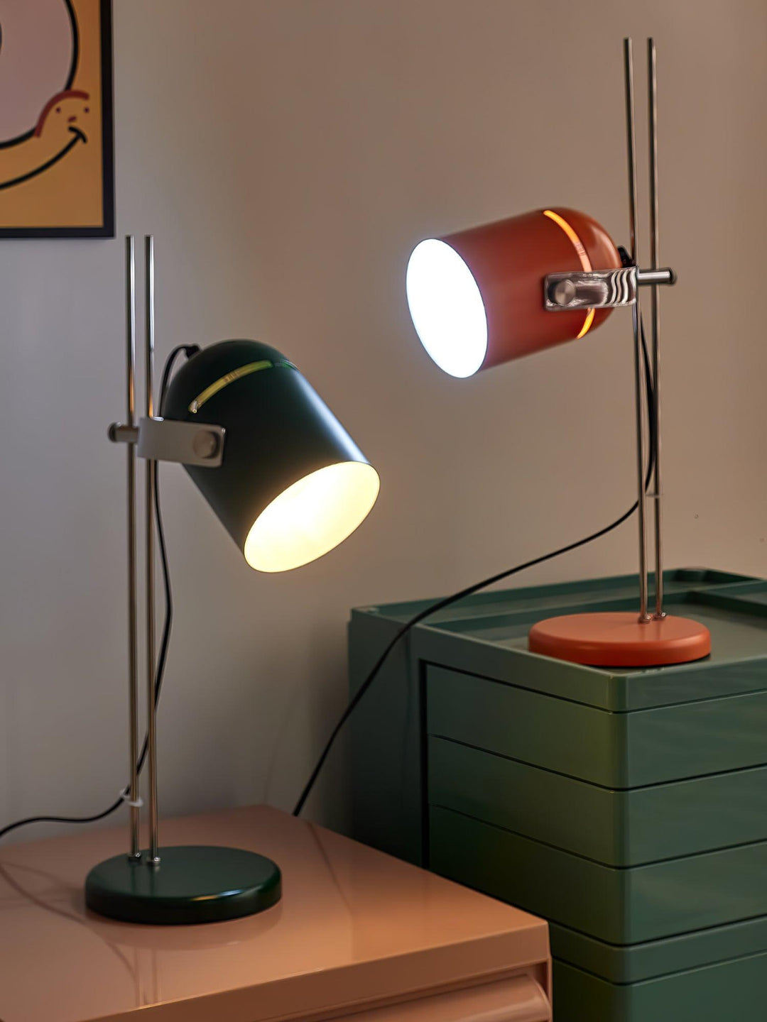 Adjusta Liftable Desk Lamp - Vakkerlight