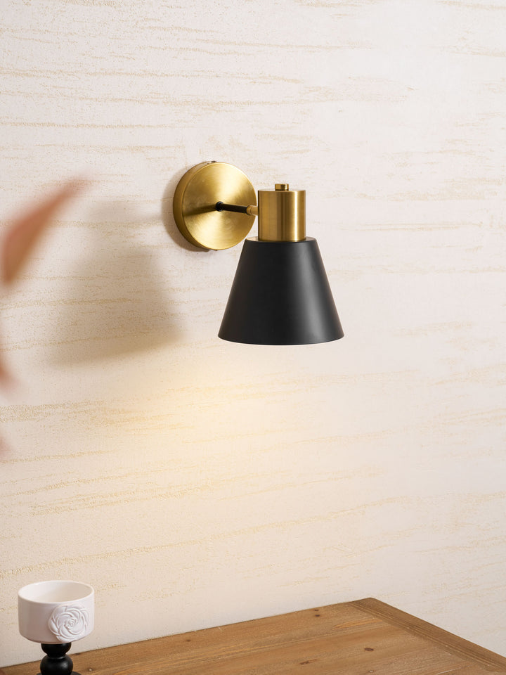 Adjustable Armed Wall Lamp - Vakkerlight